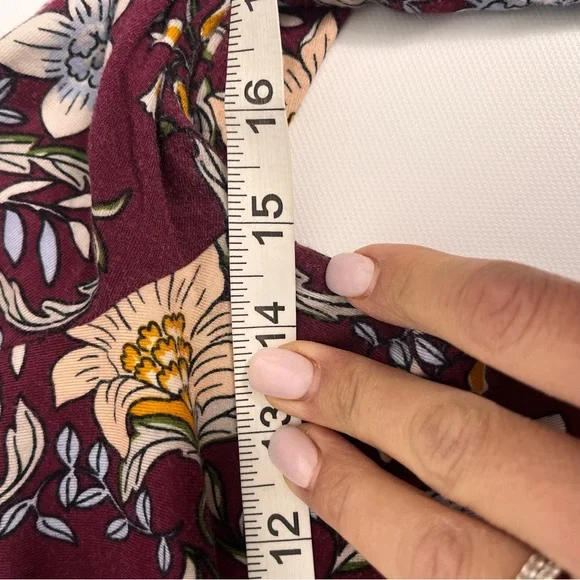 Forever 21 Long Sleeve Floral Boho Plunging Criss Cross Body Suit Size Small - Picture 6 of 13